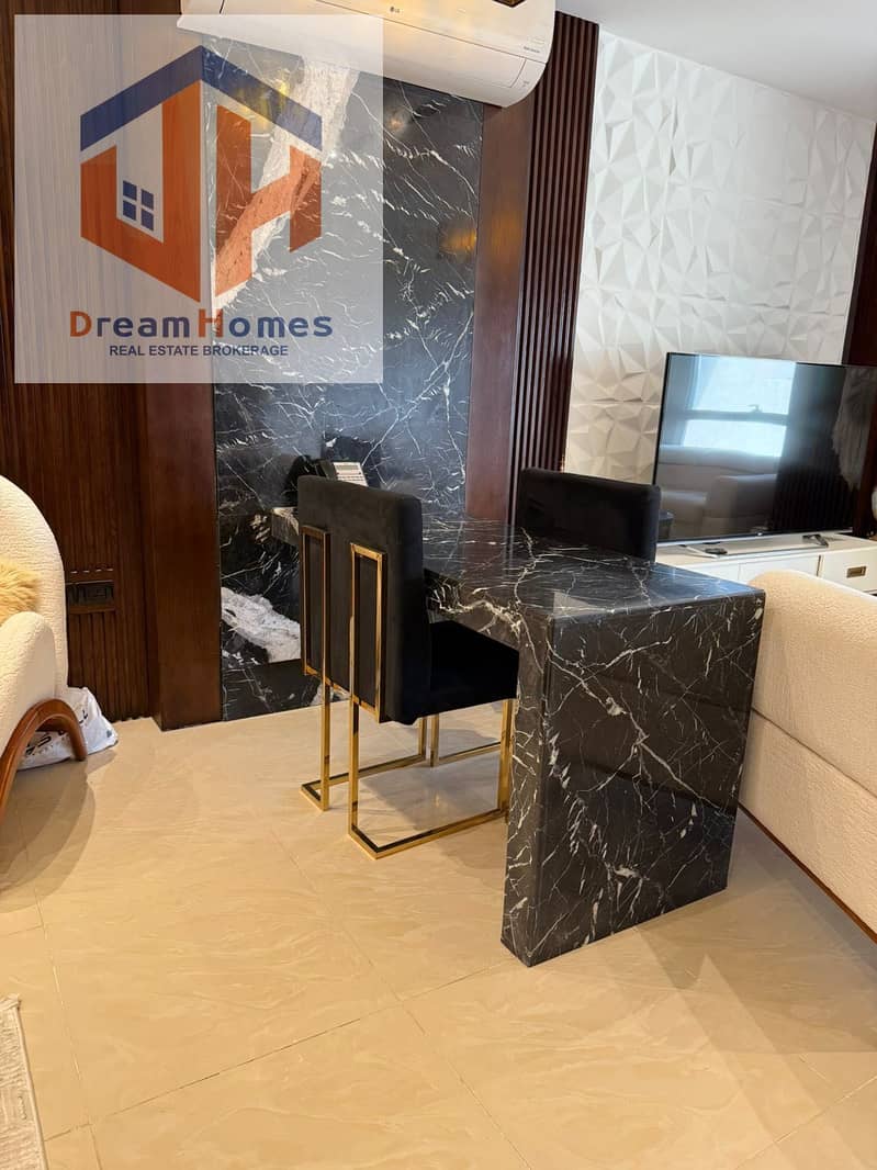 8 bc32719a-ae39-4bfb-ac2a-b00829dfc568. jpg