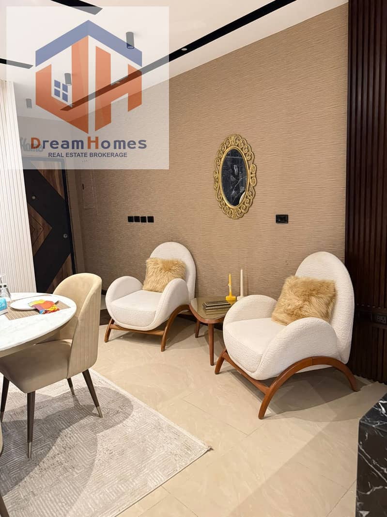 13 f39f2f73-c5fe-404c-a32e-afeaf467b3a1. jpg