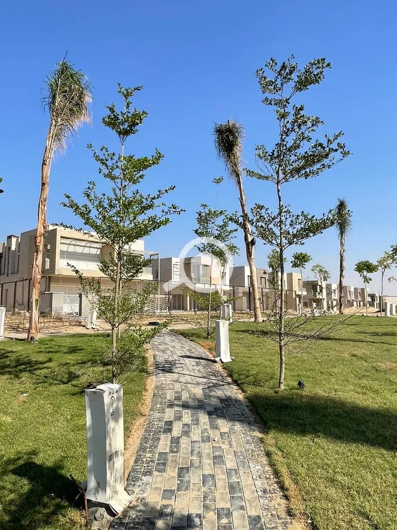 3 f45c53c5-23ea-4add-8ae4-3277ff62e310. jpeg