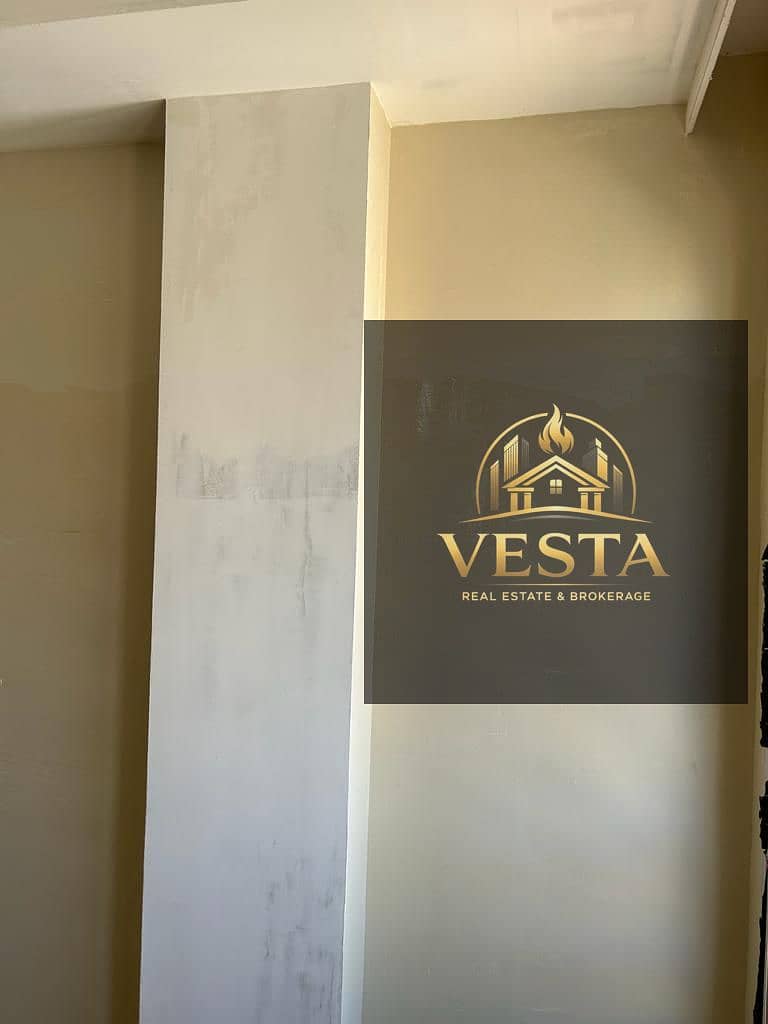 8 470a1a24-0fbe-4203-8837-92255a8af13b. jpg