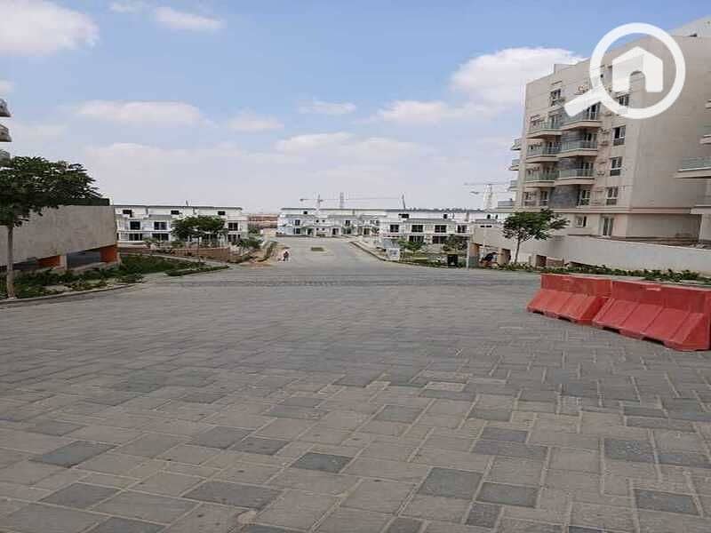 2 9d9457c5-8262-496f-bcad-4285f44ff003. jpg