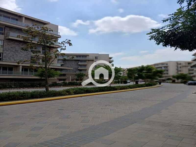 6 0486f537-8748-429b-ade5-53500d4738db. jpg