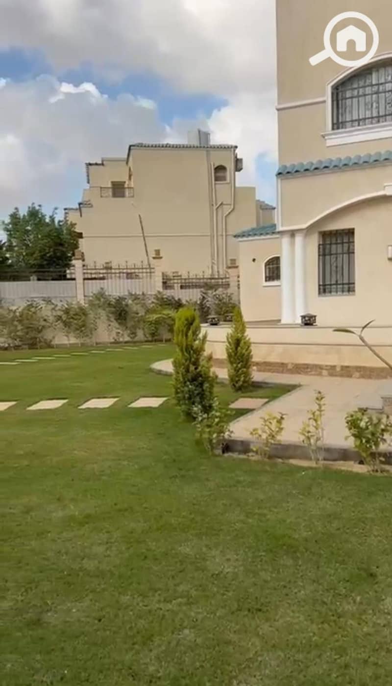 2 8cf2ac33-a3d8-4545-9203-21b219cefc5b. jpeg