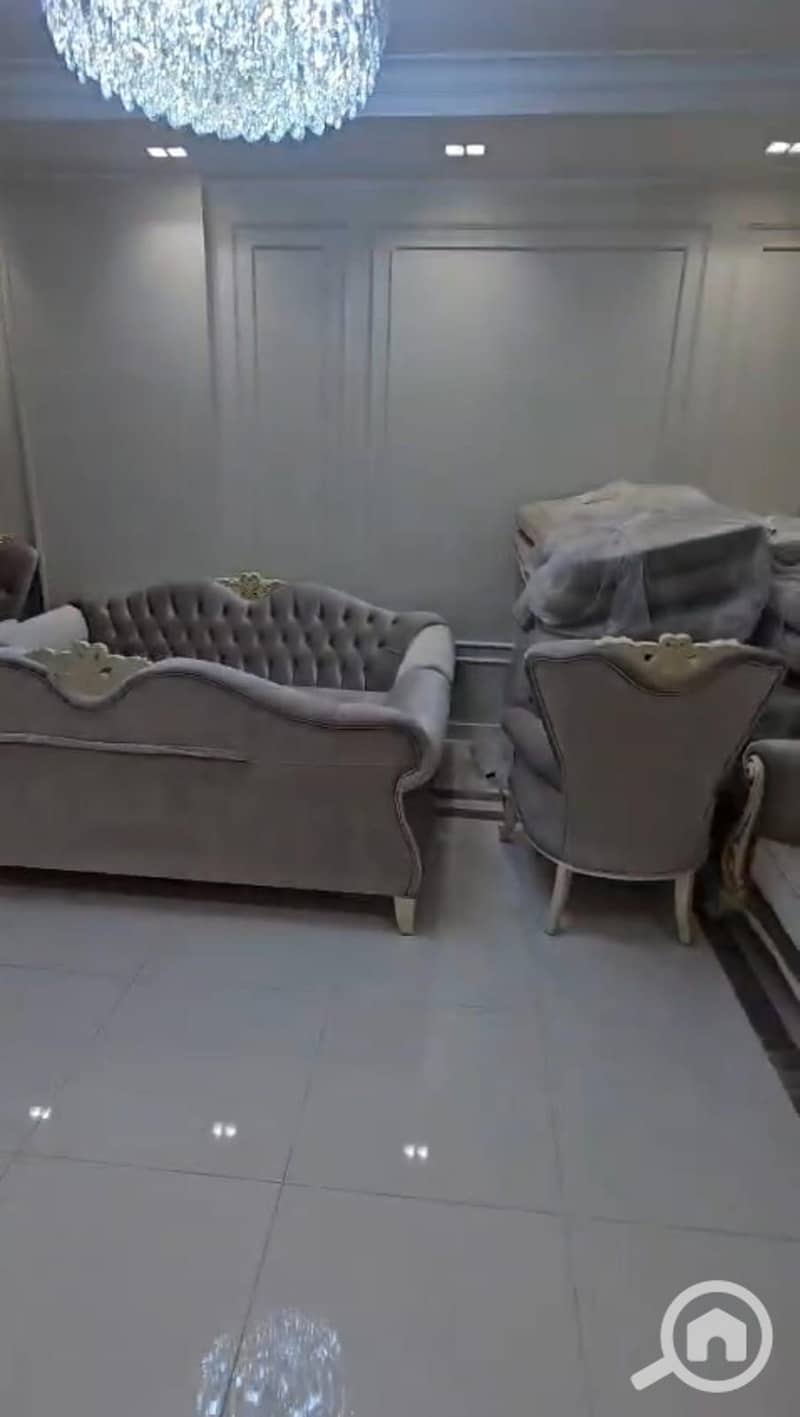 6 43e0d69e-edec-4c2e-8eba-1b11eb5e88e6. jpeg