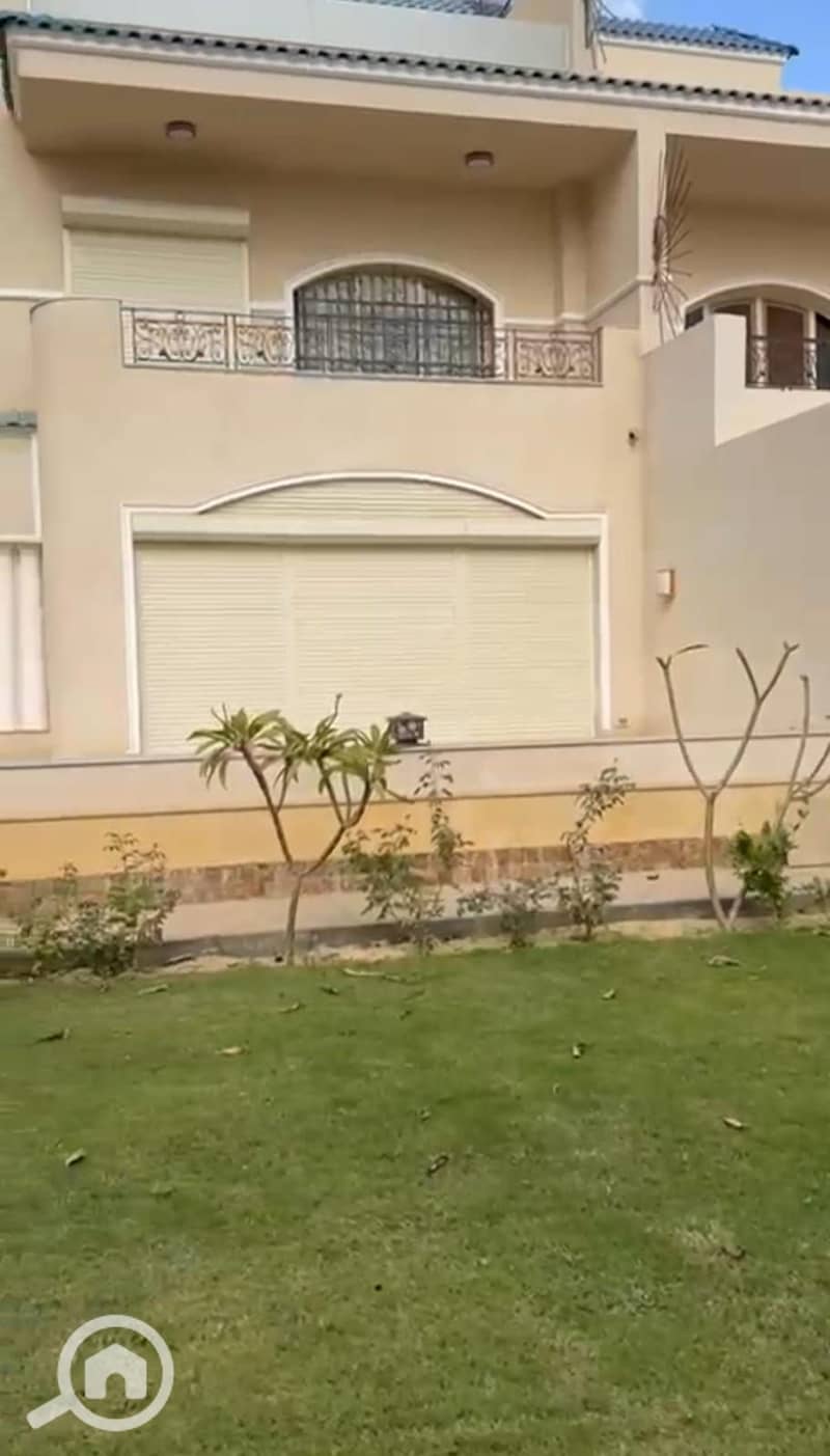 8 a49f0a33-7d1a-40eb-9382-ea87426e2be2. jpeg