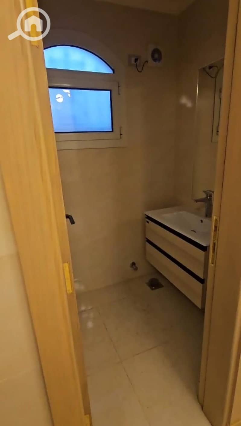 10 f5ef7241-a7ff-421a-af8a-64c07e488dab. jpeg