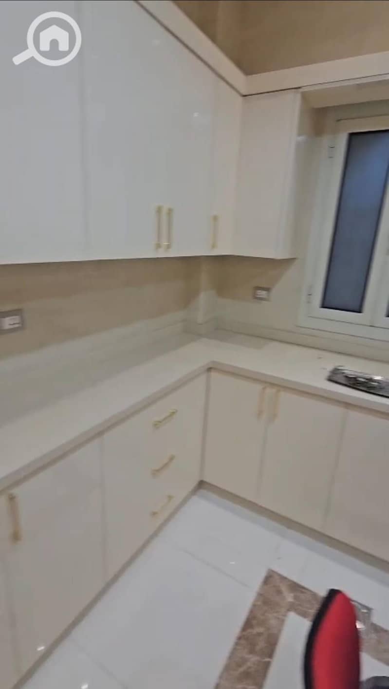 16 e6919a39-ba5d-4708-a287-100aa1db472c. jpeg