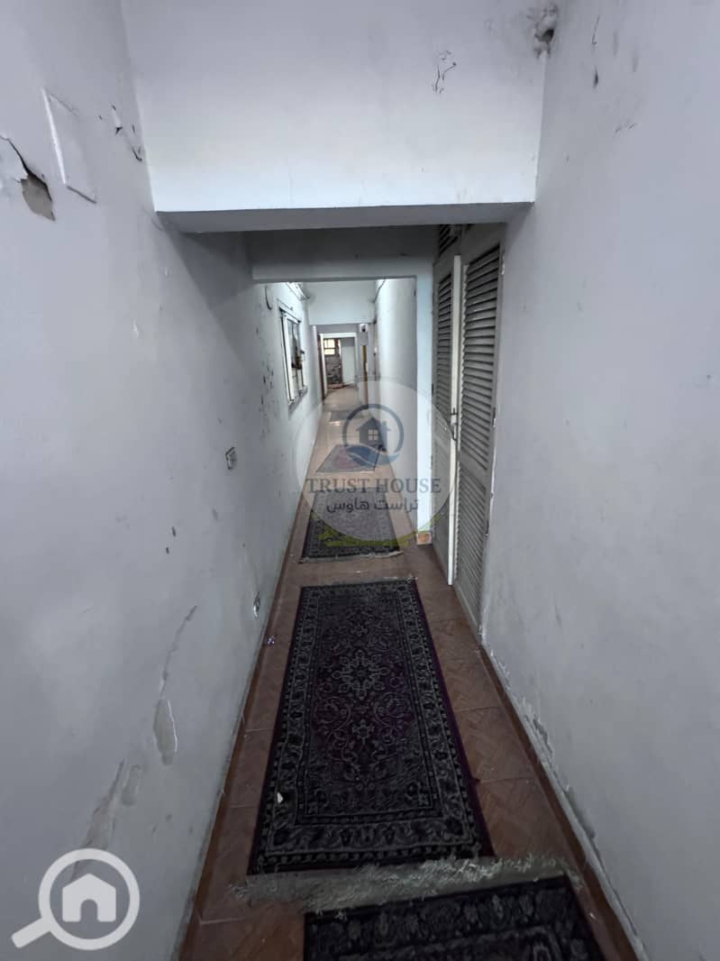 10 WhatsApp Image 2025-10-05 at 23.07. 07 (1). jpeg