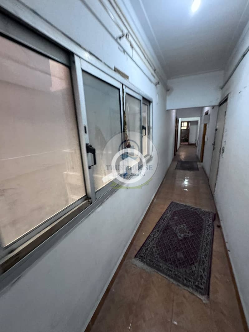 11 WhatsApp Image 2025-10-05 at 23.07. 07 (2). jpeg