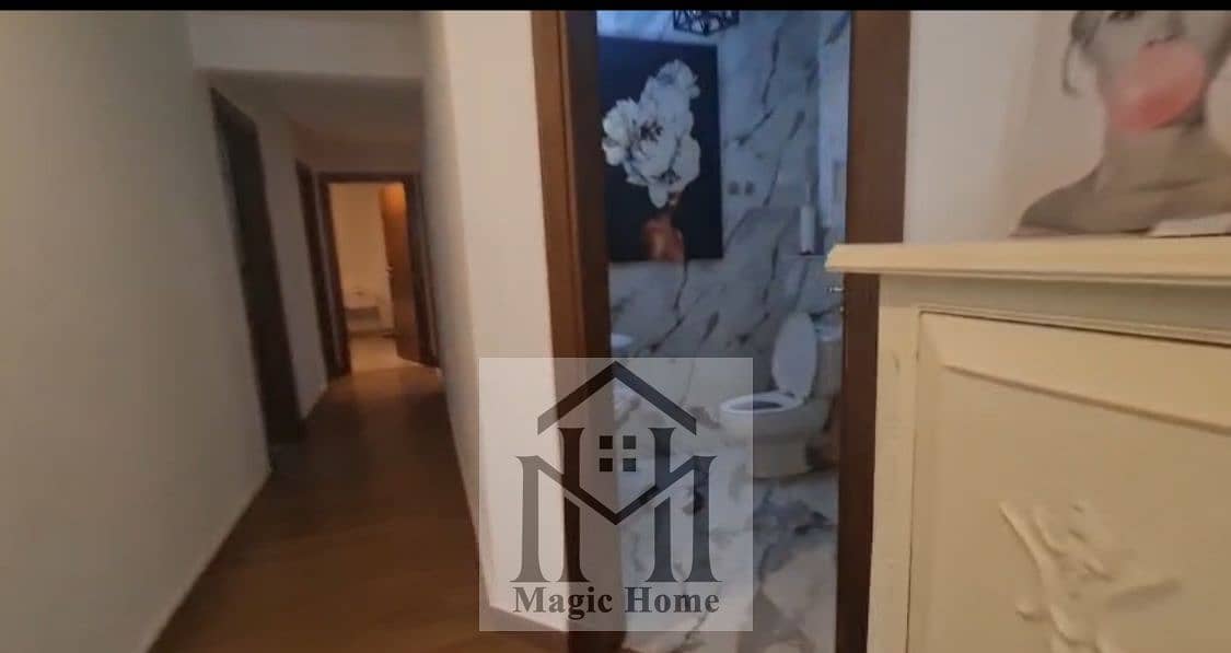 5 4bef58ae-2ca8-4d17-99b1-851e0a2d790d. jpeg