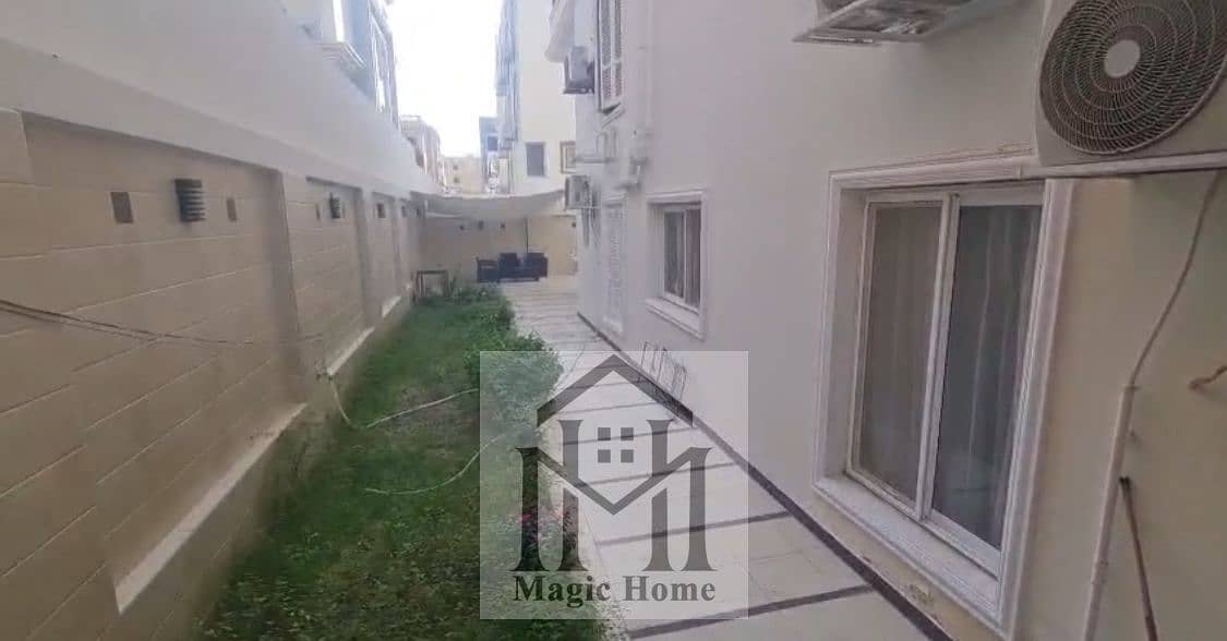 10 94ad8b02-cb72-4979-994a-eb4f9b7e2947. jpeg