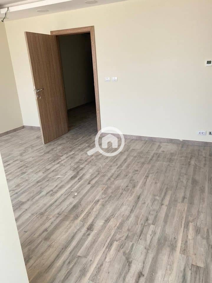 4 WhatsApp Image 2026-01-26 at 5.43. 32 PM. jpeg