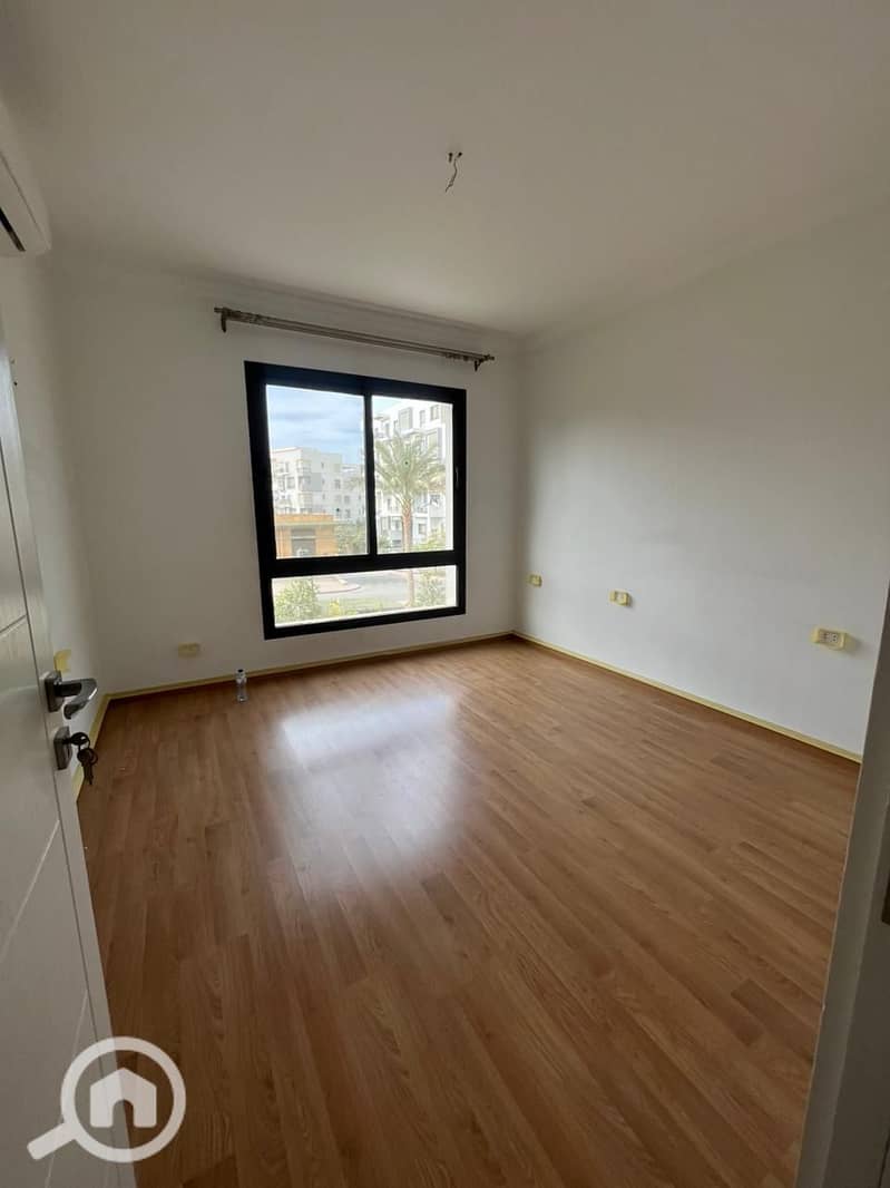 5 WhatsApp Image 2026-01-26 at 1.28. 24 PM. jpeg