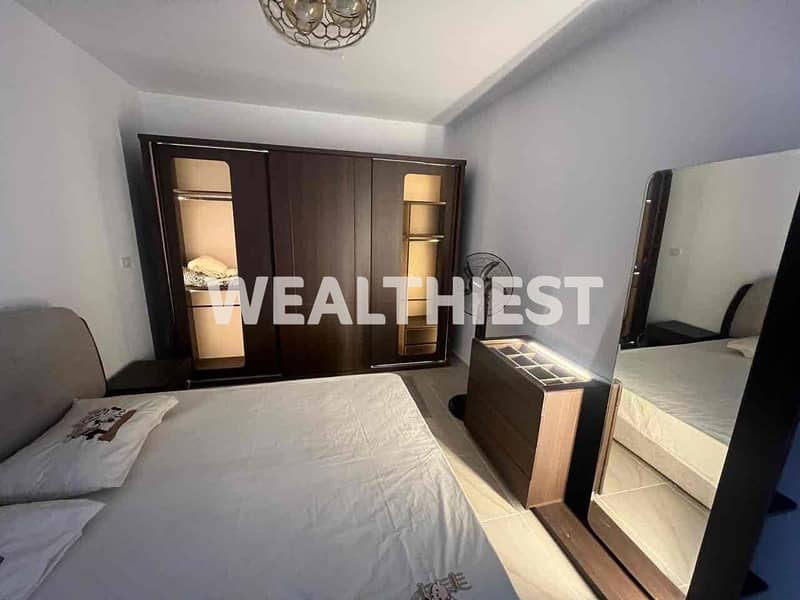 5 1f22531c-2a11-4dea-bfd5-5e6c5d1efd8e. jpg