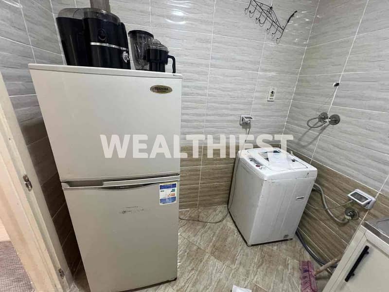 15 efe013b9-29d8-43e7-8ee6-001ec124f9f7. jpg