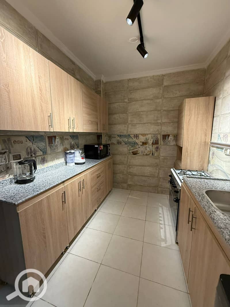 5 5fd5d863-633d-4947-b4af-040ec04c7f1e. jpeg