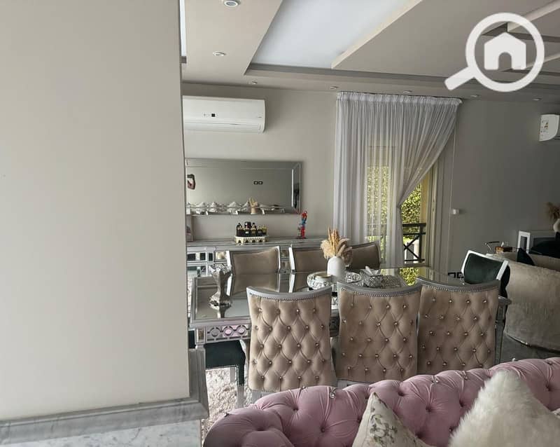 12 024e2232-467f-4c1f-97d9-54eecf965e31. jpeg