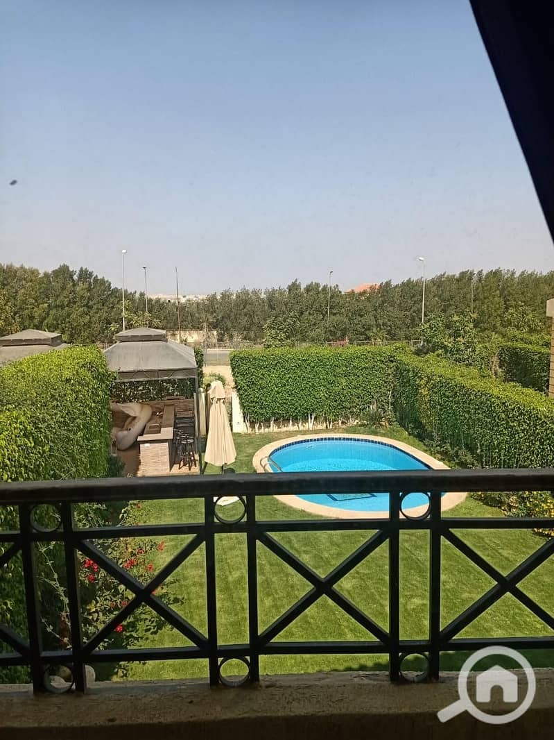 15 b6b57c8b-093e-4337-8327-f2e4fa4674d2. jpeg