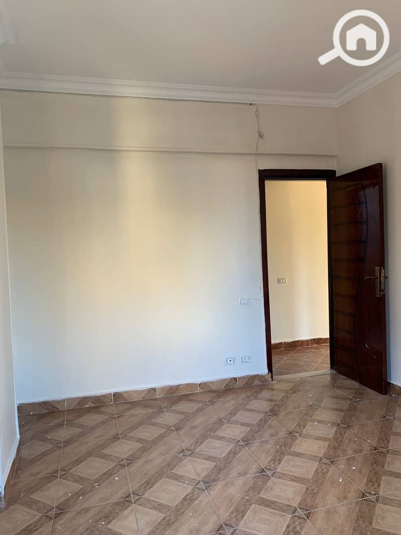 4 15b649cd-b889-4053-8b93-59f6bf1c8c25. jpeg