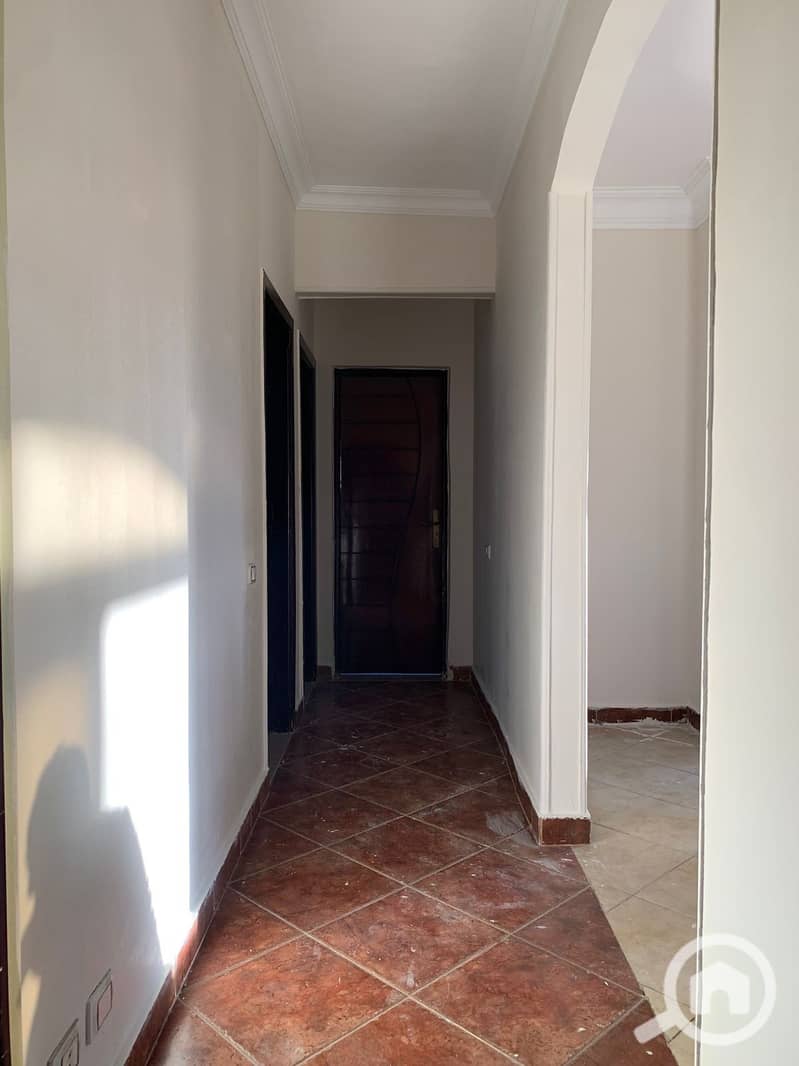 8 f4cde4a2-a32f-4240-9f1d-292e4eada6c4. jpeg