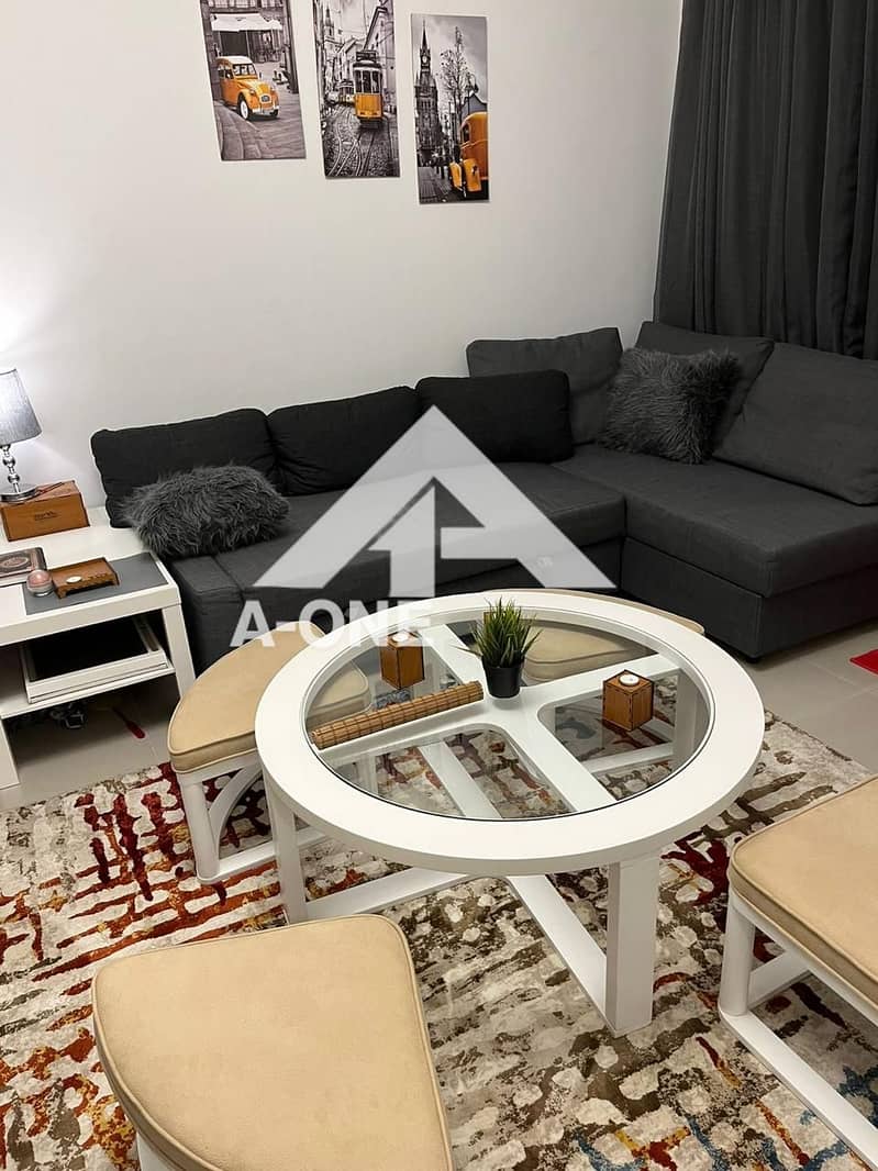 4 84ee0402-634a-4f81-8841-e594e25b5937. jpg