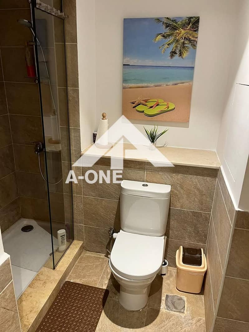 9 9ae4bed3-c3c3-42a6-837d-df77ffa013ef. jpg