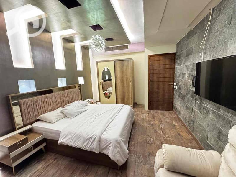 13 a8e87b9f-cb18-443a-81d4-f19c60268b90. jpg