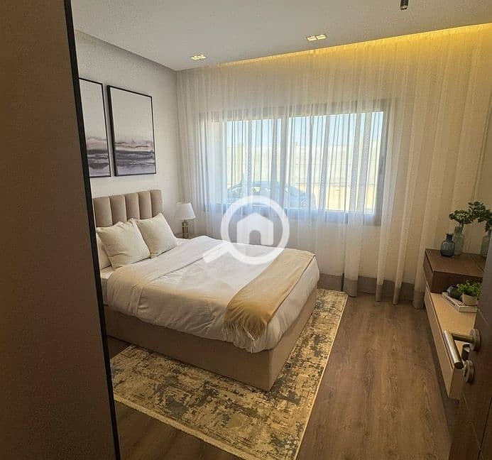 4 Screenshot_4-1-2026_164028_. jpeg