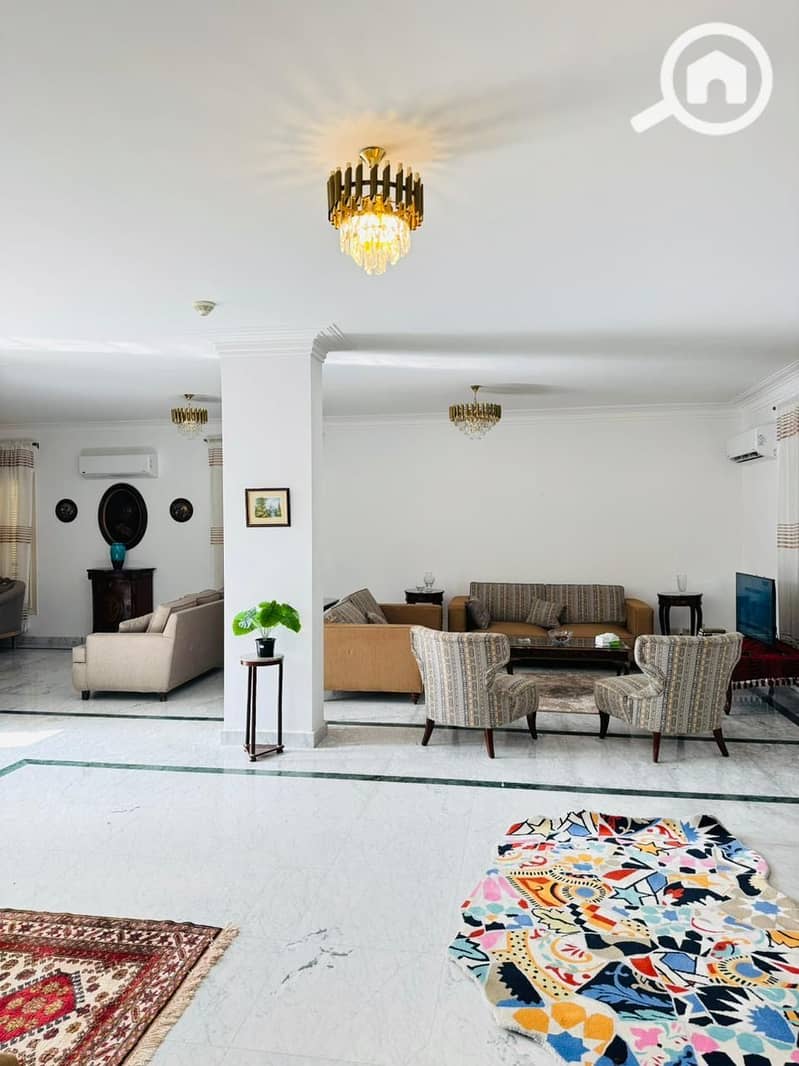 4 8ec82c06-8618-4642-ba4d-a07913f564aa. jpeg