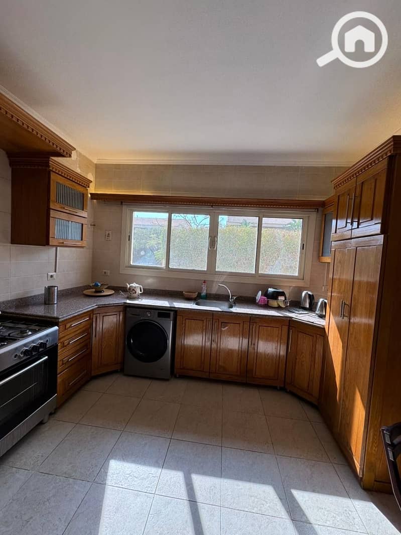 6 f159be60-46ce-40b7-b8f7-8b73e67d1932. jpeg