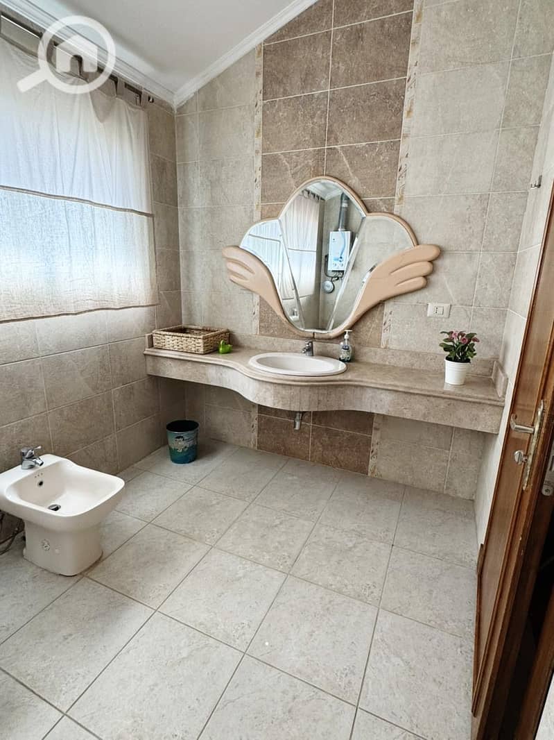 15 8241f662-8762-428e-9ea4-4c0470ac2899. jpeg