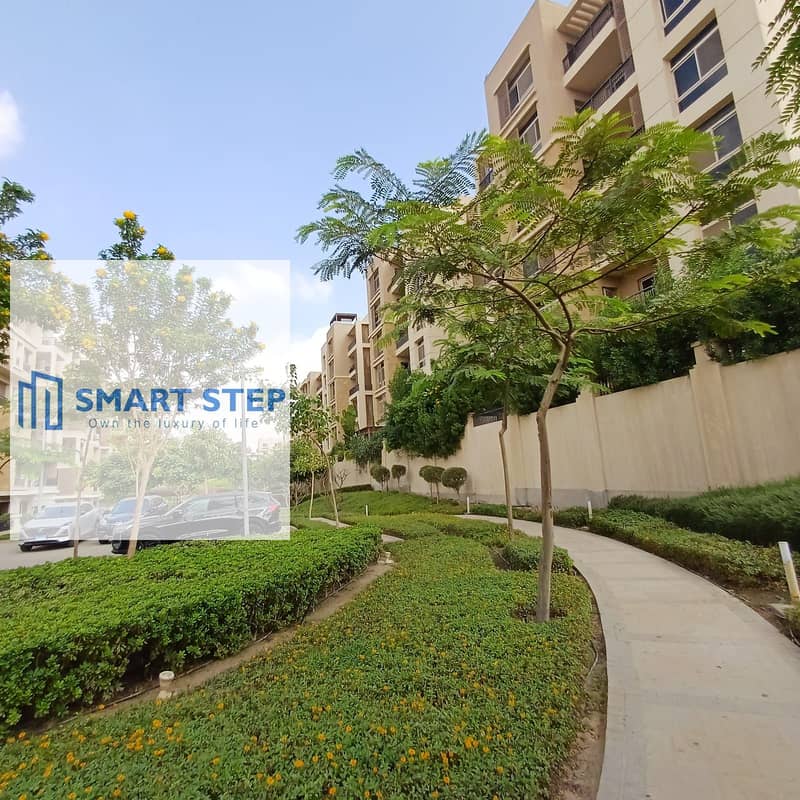 7 7b955f24-d31f-43b8-a209-a3112174954a. jpg