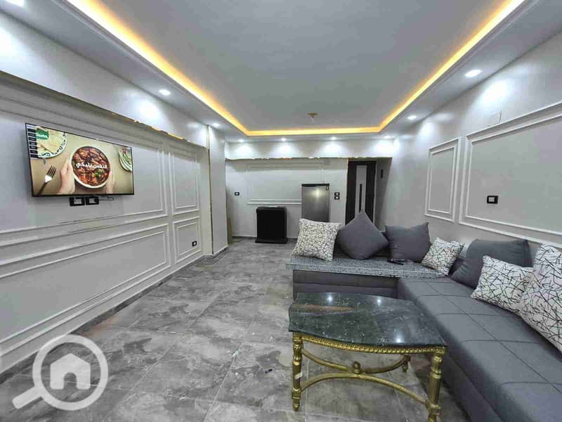 1000084841. jpg 1000084841. jpg