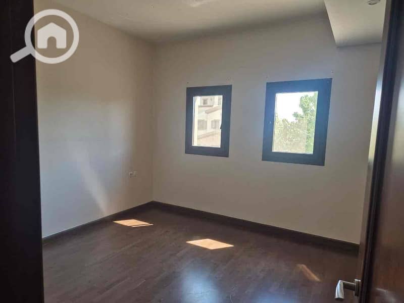 9 b4cc65b4-ce3a-4772-9782-a96118e8b854. jpg