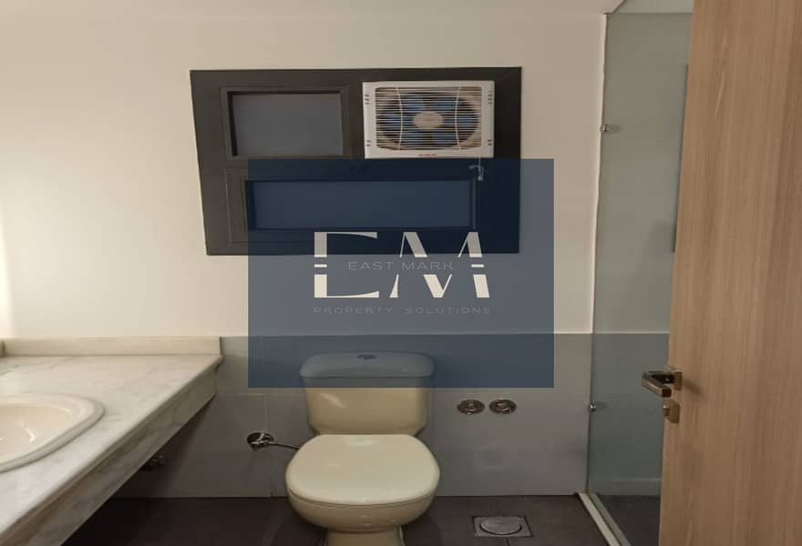 5 34e52176-887f-420b-9b9b-59383ab09a86. jpg