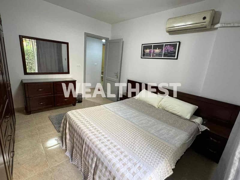 12 f06f8f12-ad07-4c3b-b6f5-8bf7e81ba9d4. jpg