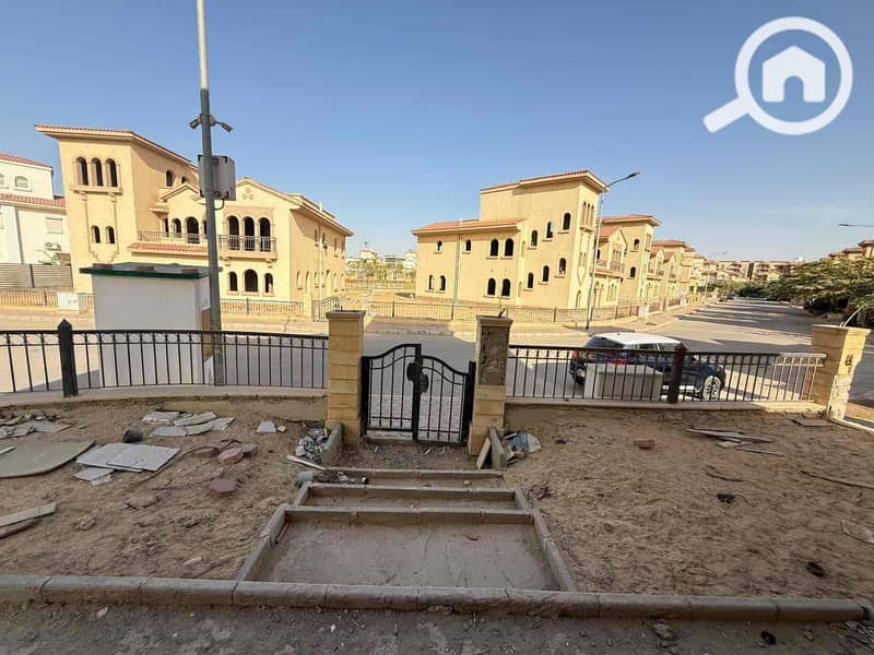 4 6f59d9bb-b802-4e36-8048-48189f2b811e. jpg