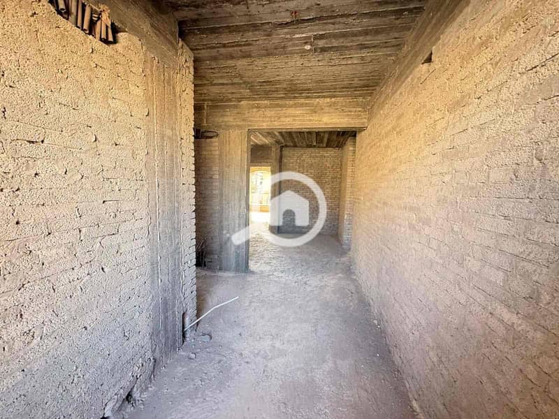 8 81dbb149-a4d5-4d19-9e77-56022b9ac1f1. jpg