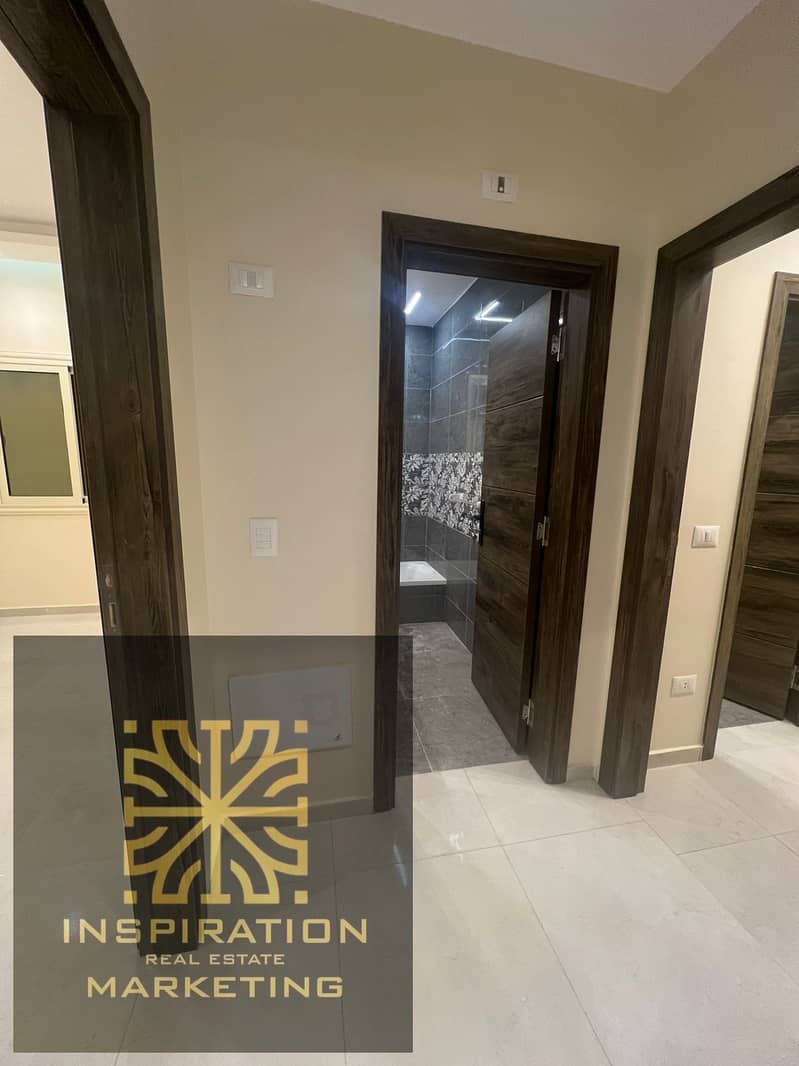 6 b9cb2f7f-c556-4e3b-81e3-328c49325bfd. jpg10. jpg