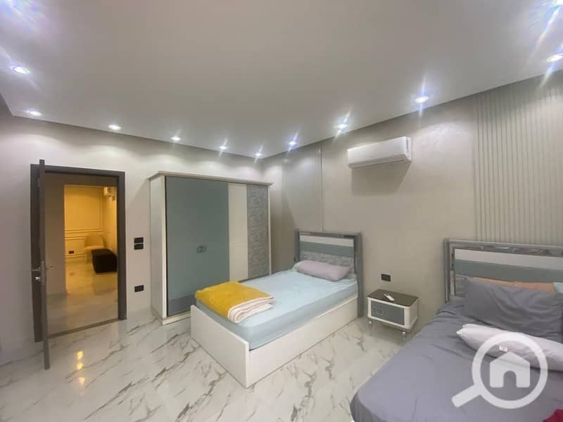 15 3c879303-2b49-4ab0-bfd1-e9c1e2ec3f33. jpeg