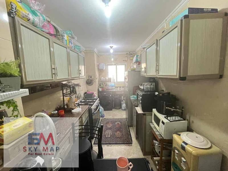 10 f1052644-7924-4017-81a5-88d2507b08b1. jpg