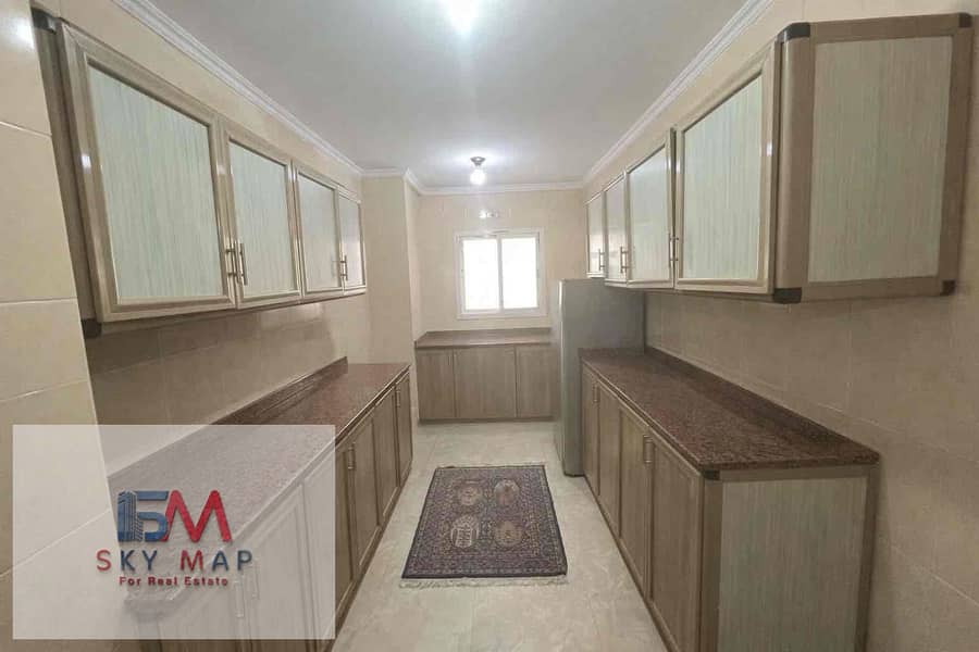 12 25d13482-2bee-4053-8793-614146b7474e. jpg