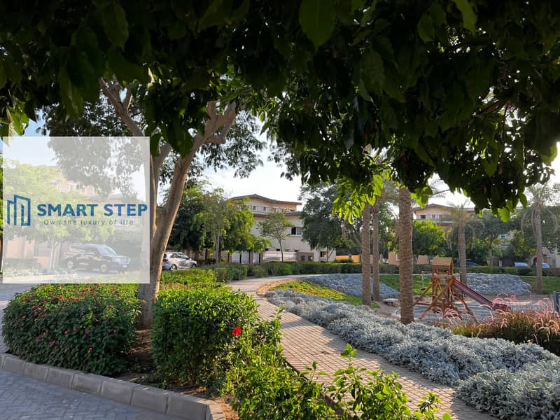 2 b2a8e30b-94ad-4572-8e08-5195572544f4. jpg