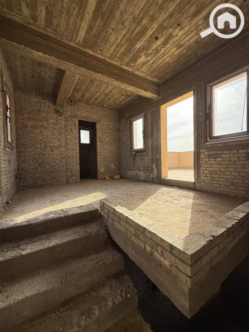 7 7094e8e7-03dc-49a9-858e-c5d195d19eac. jpg