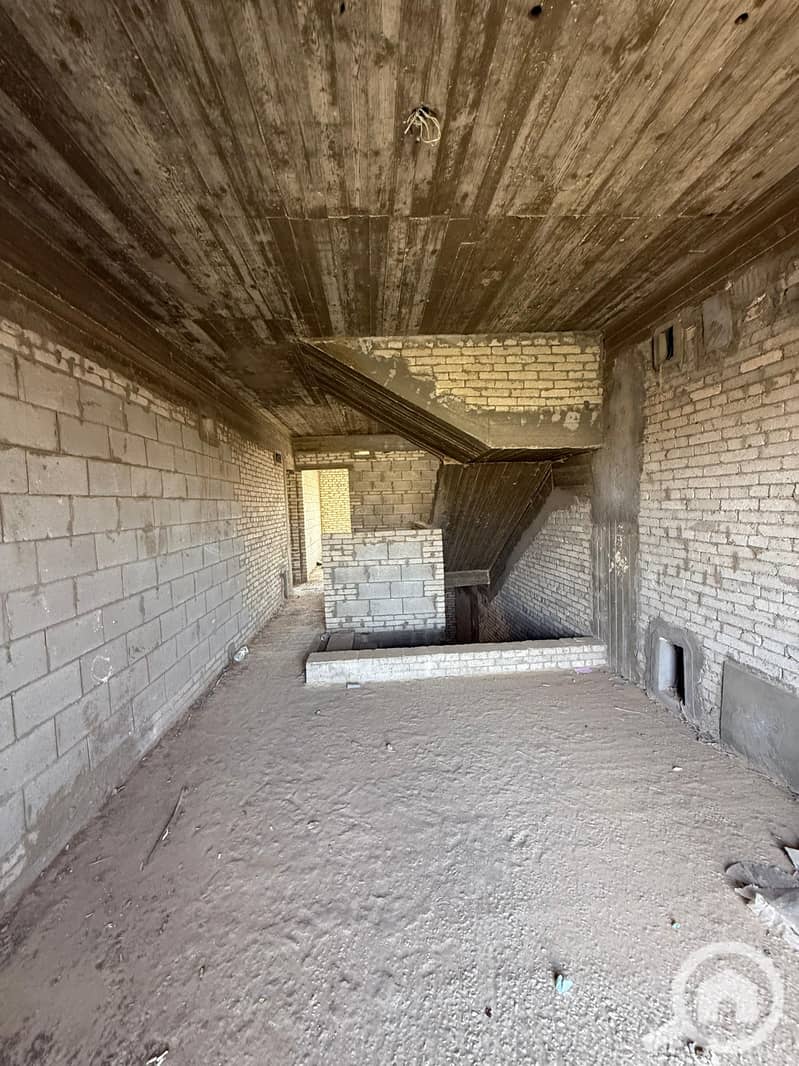 10 4a62cec2-6cb8-4e09-a20b-dac9a517414b. jpg