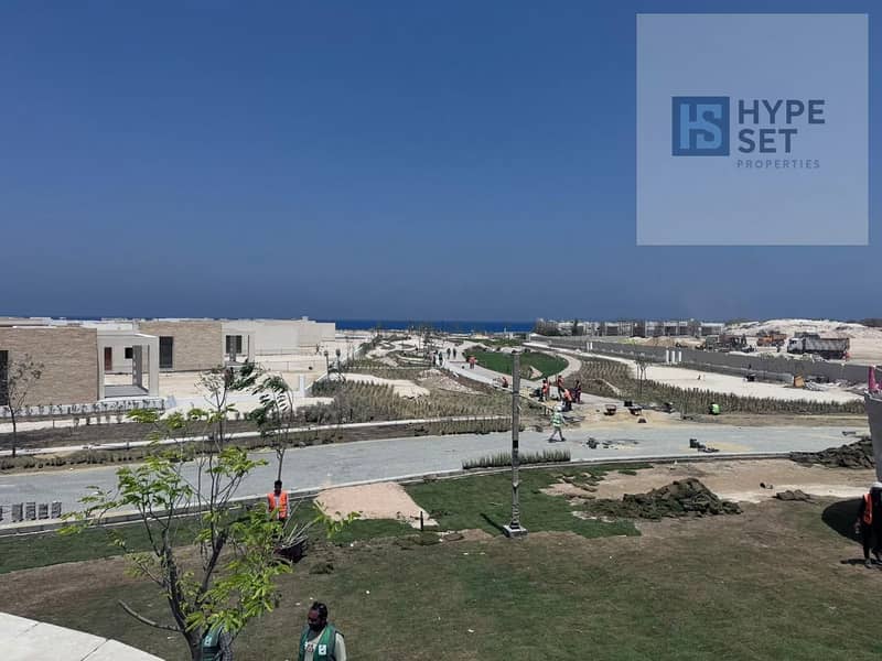 12 9966751f-ec24-426a-acf8-f368537a3f64. jpg