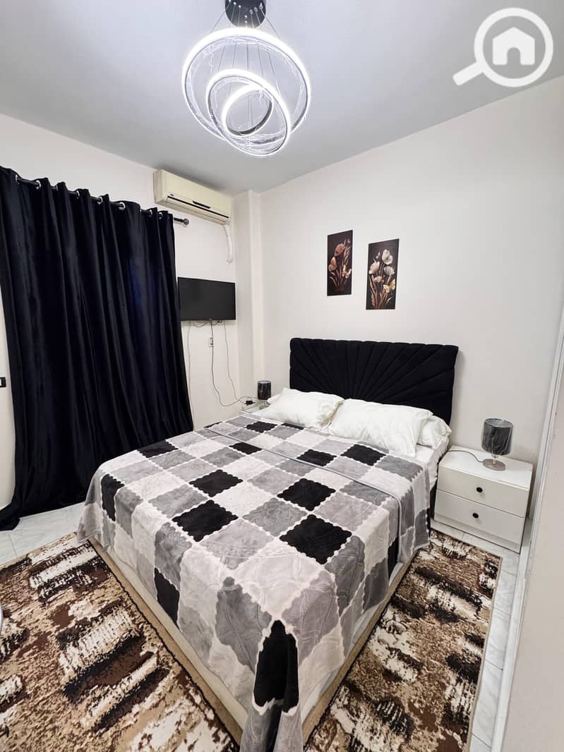 4 c5c2a237-4aeb-42a3-a703-b11b2e6aa46b. jpeg