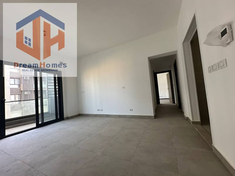 7 716cc22d-2245-479c-9b1b-7effbc86e7ab. jpeg