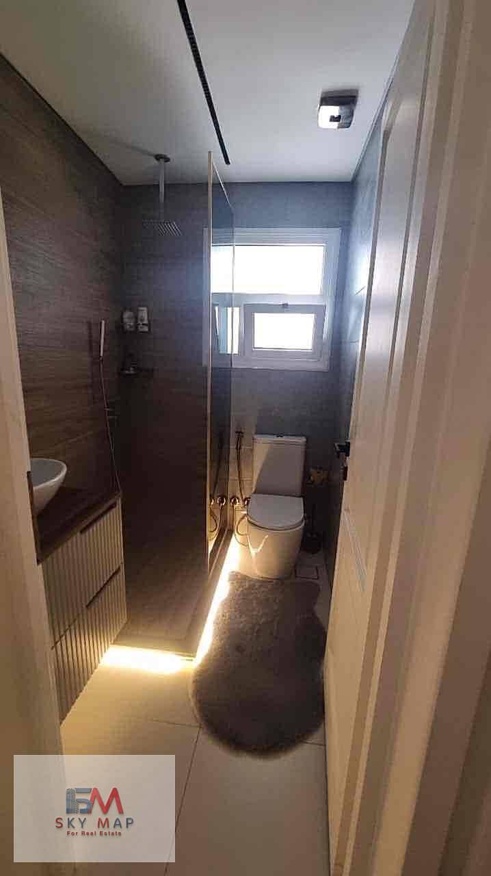 3 95eb8ee0-fcb9-499c-9c26-82b887673a74. jpg