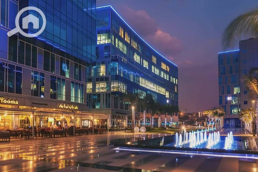 5 33980201_831874000348779_5237357161683615744_n. jpg